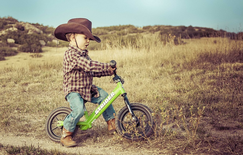 HOW TO MEASURE YOUR TODDLER FOR A BIKE OR TRIKE?